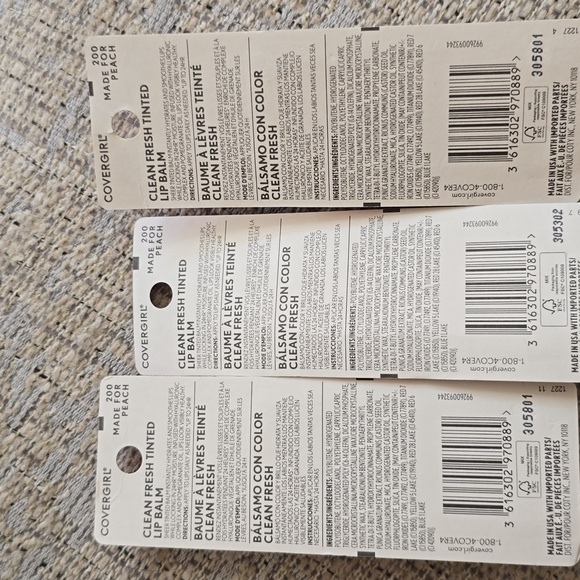 COVERGIRL BRAND WOMEN'S TINTED LIP BALM #200 "MADE FOR PEACH" BUNDLE OF 3 - Picture 5 of 5